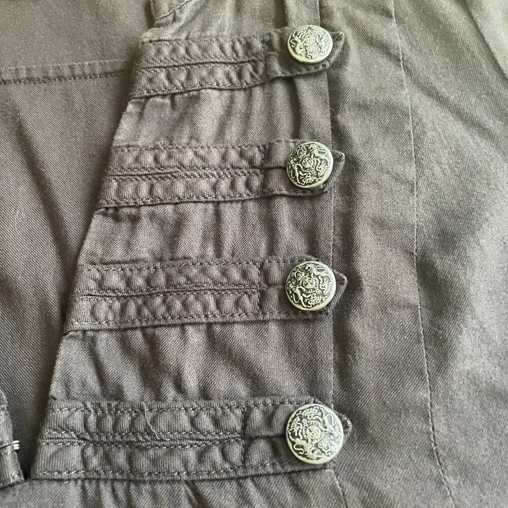 Size 12 H&M black military style top with silver buttons and short sleeves - Picture 7 of 14
